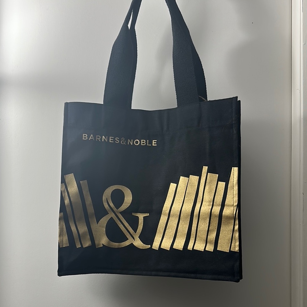 NWT Barnes & Noble, organic cotton tote.